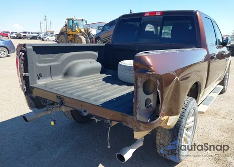 2015 Ram 1500 Laramie Longhorn z USA, uszkodzony, nr VIN 1C6RR7PT7FS568711